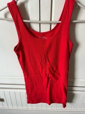 Time and Tru Red Ribbed Scoop Neck Tank